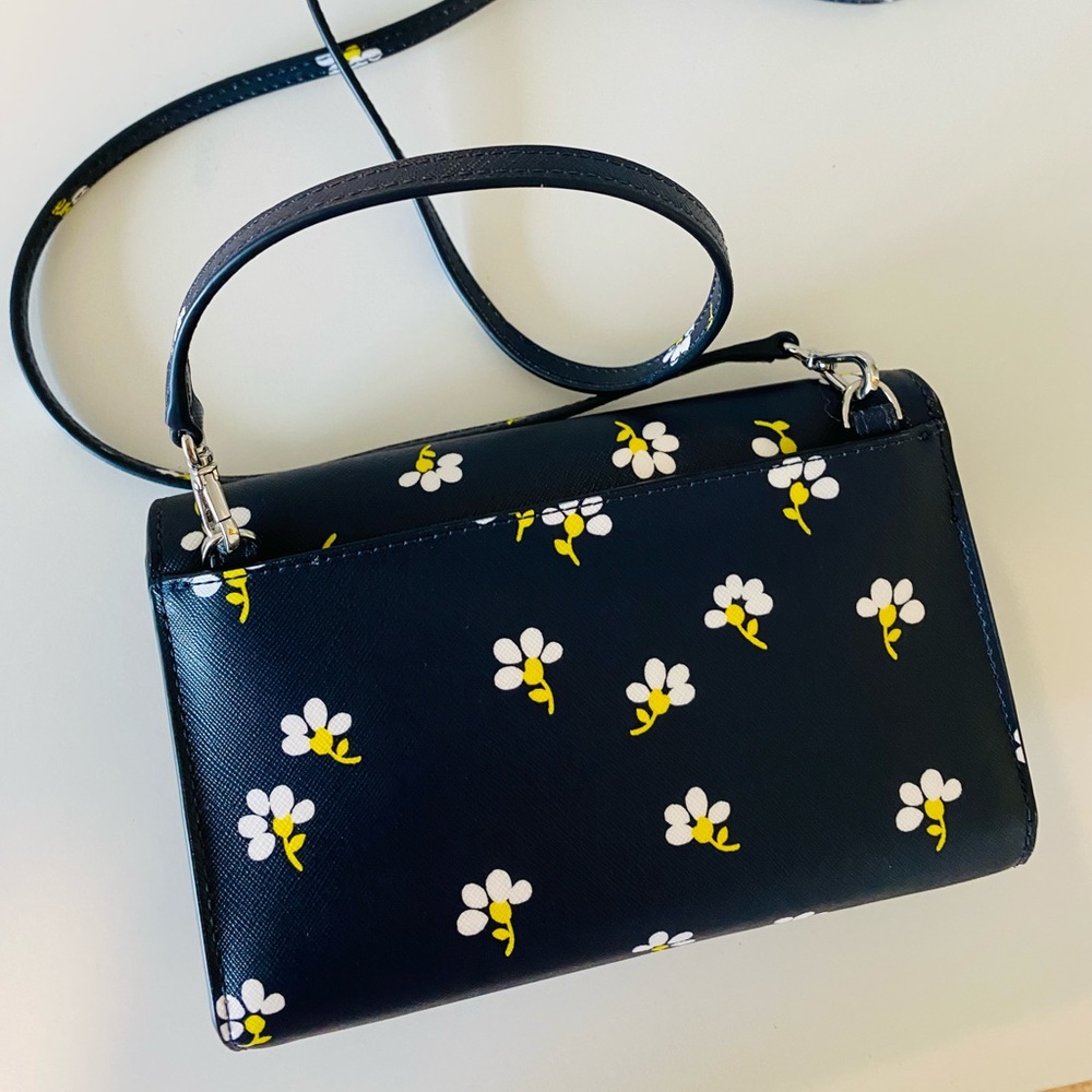 Never used Kate Spade Small Crossbody Purse